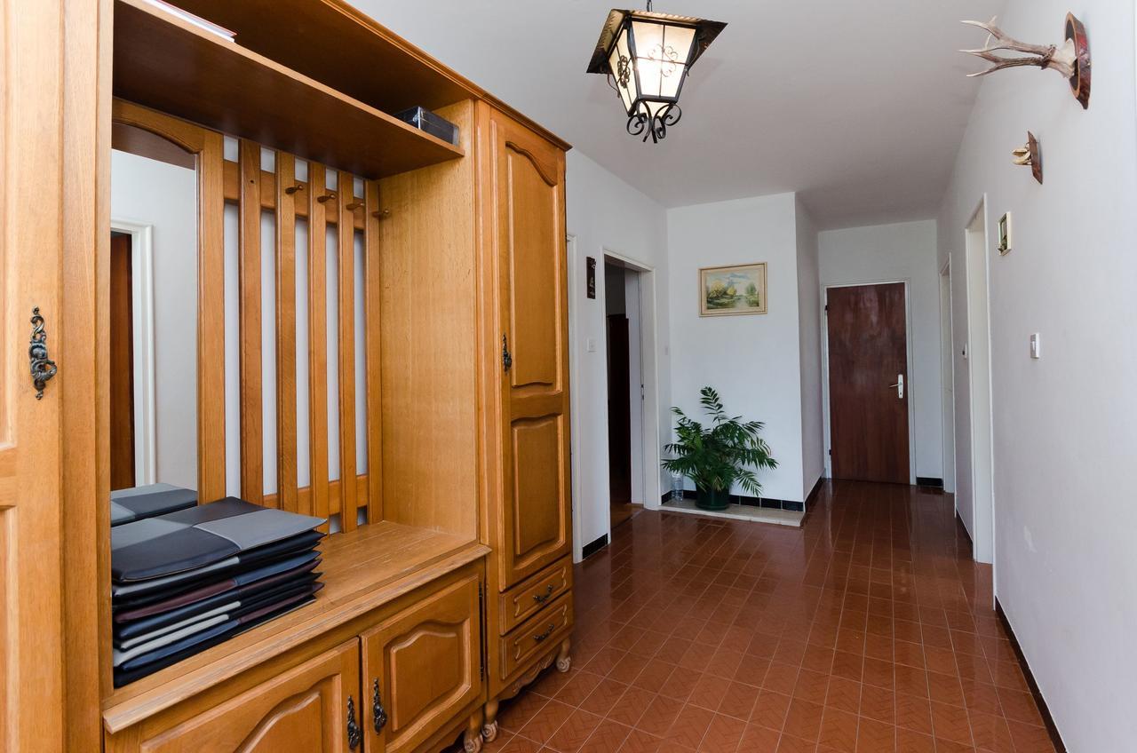 Apartments Biserka Barbat na Rabu Luaran gambar