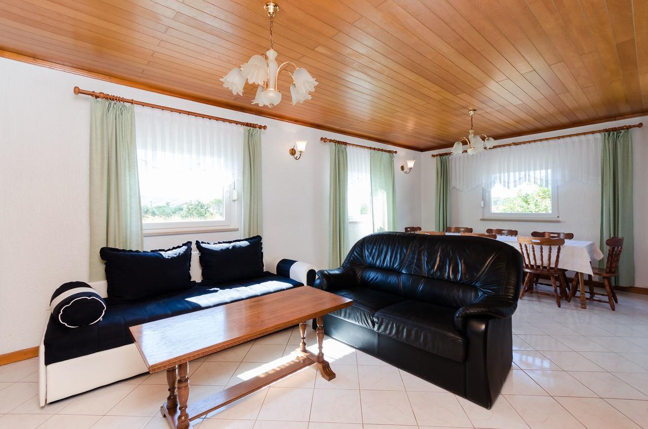 Apartments Biserka Barbat na Rabu Luaran gambar
